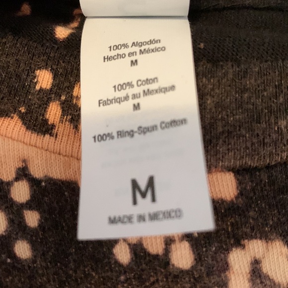 T Shirt - Picture 5 of 6